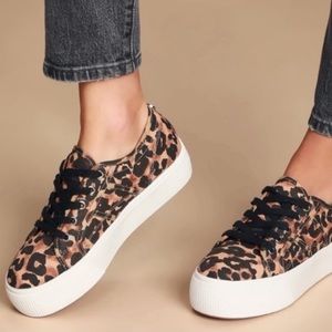 Steve Madden Emmi Cheetah Print Platform Sneakers